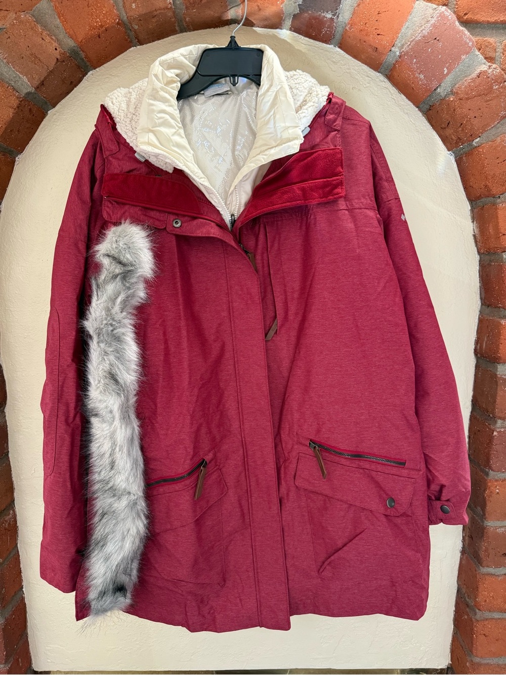 Columbia Women's Maroon Ski Jacket with Cream Lined Hood